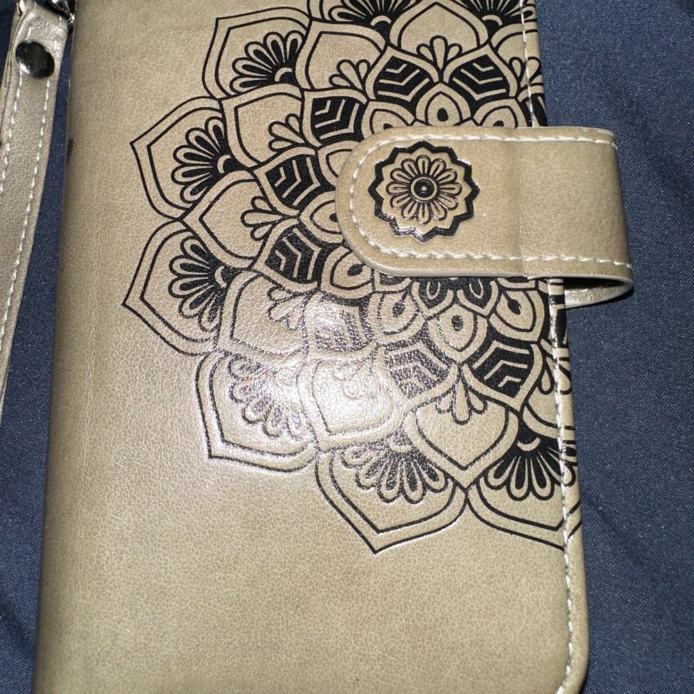 Samsung Galaxy J7 Mandela Wallet Case - Picture 4 of 8